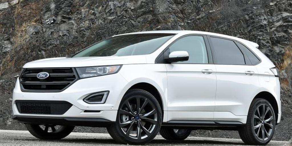 2016-ford-edge-sport-white-platinum-front-quarter-left