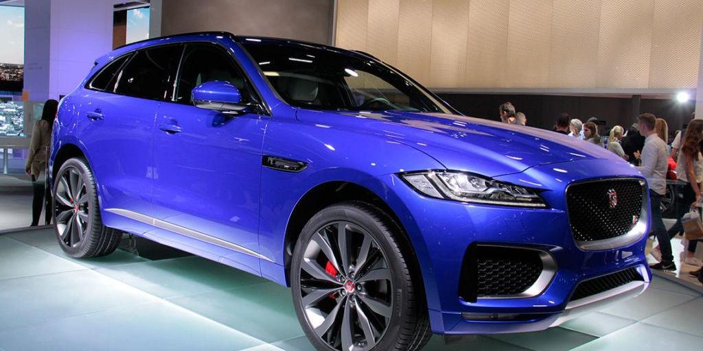 Jaguar F Pace