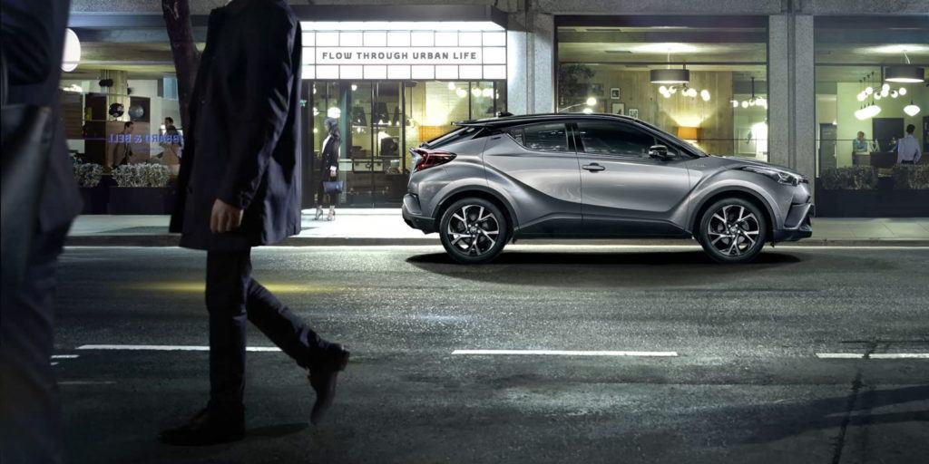 toyota-c-hr-2016-header-animated-poster_tcm-11-818494